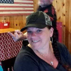 Meet your Posher, Gretchen